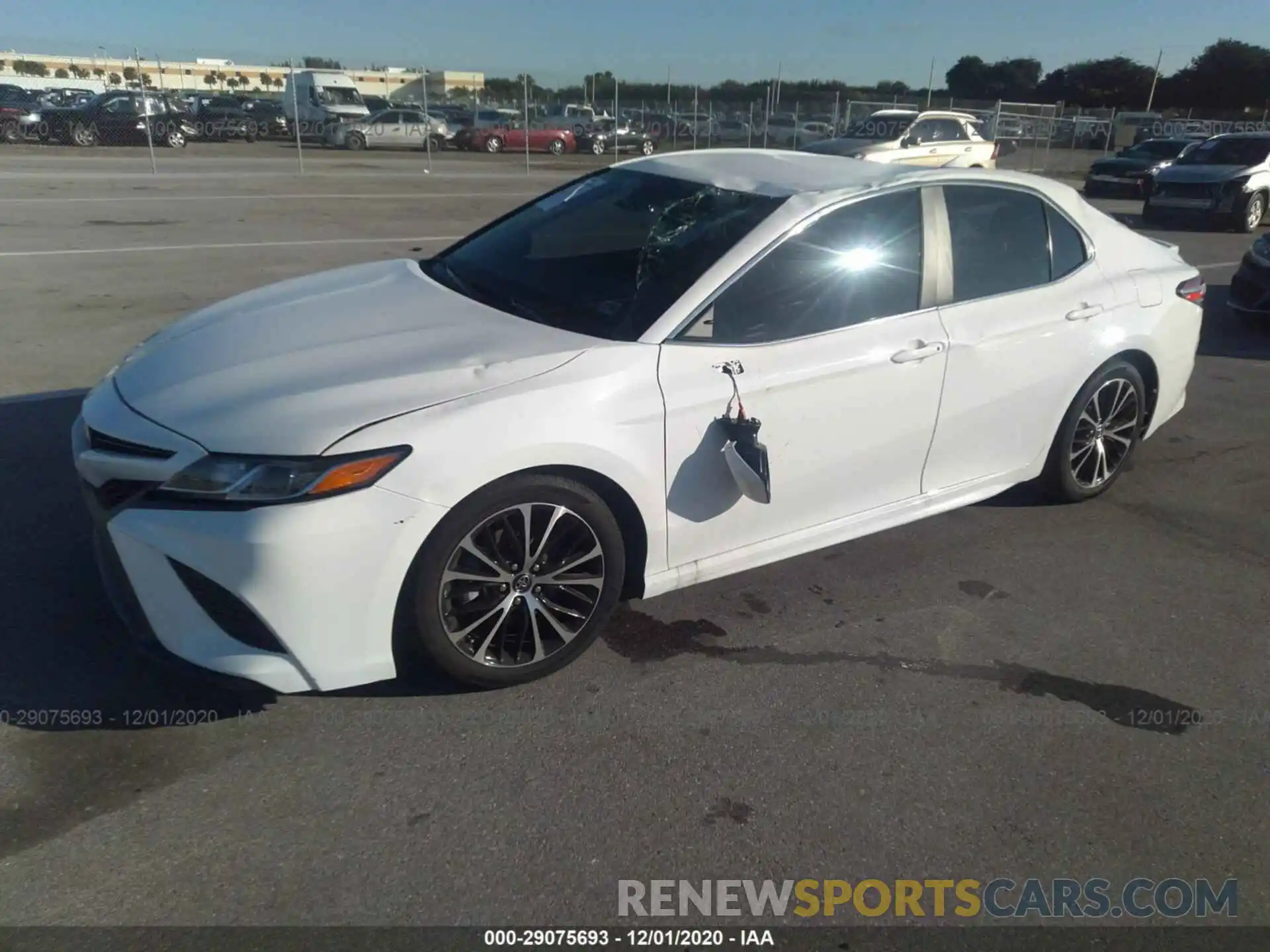 2 Photograph of a damaged car 4T1G11AK8LU900915 TOYOTA CAMRY 2020