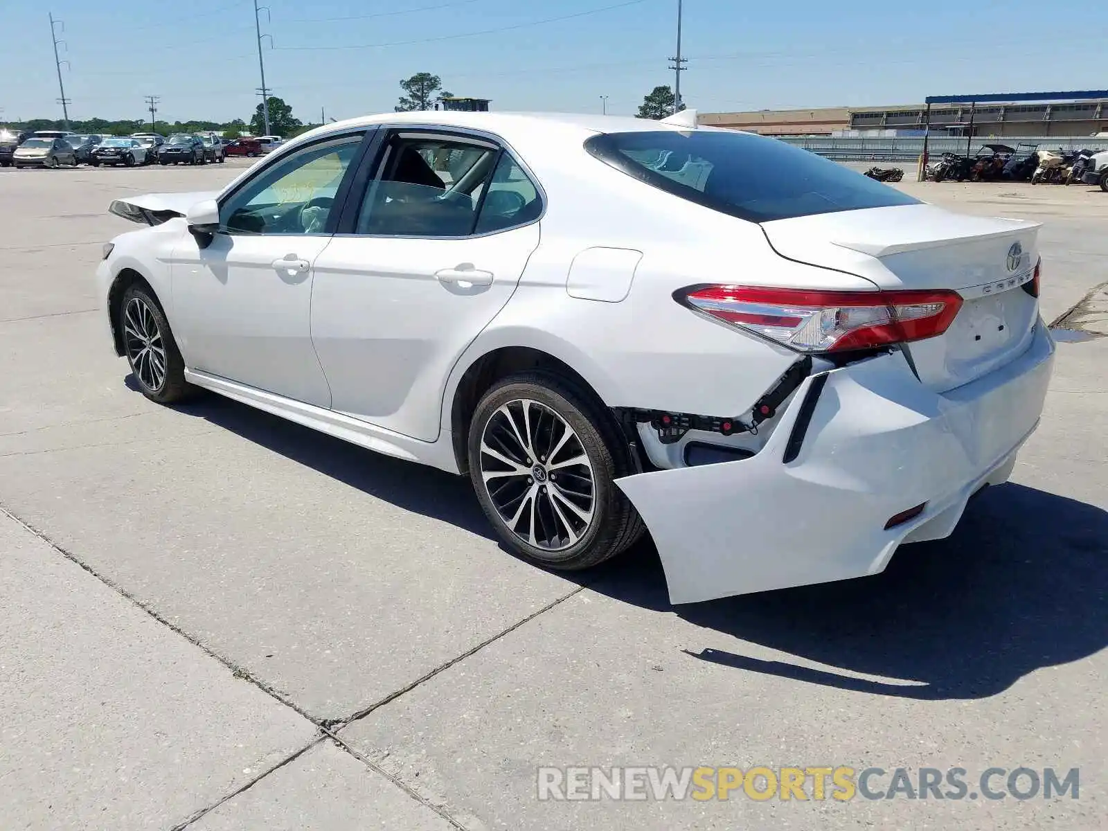 3 Photograph of a damaged car 4T1G11AK8LU902552 TOYOTA CAMRY 2020