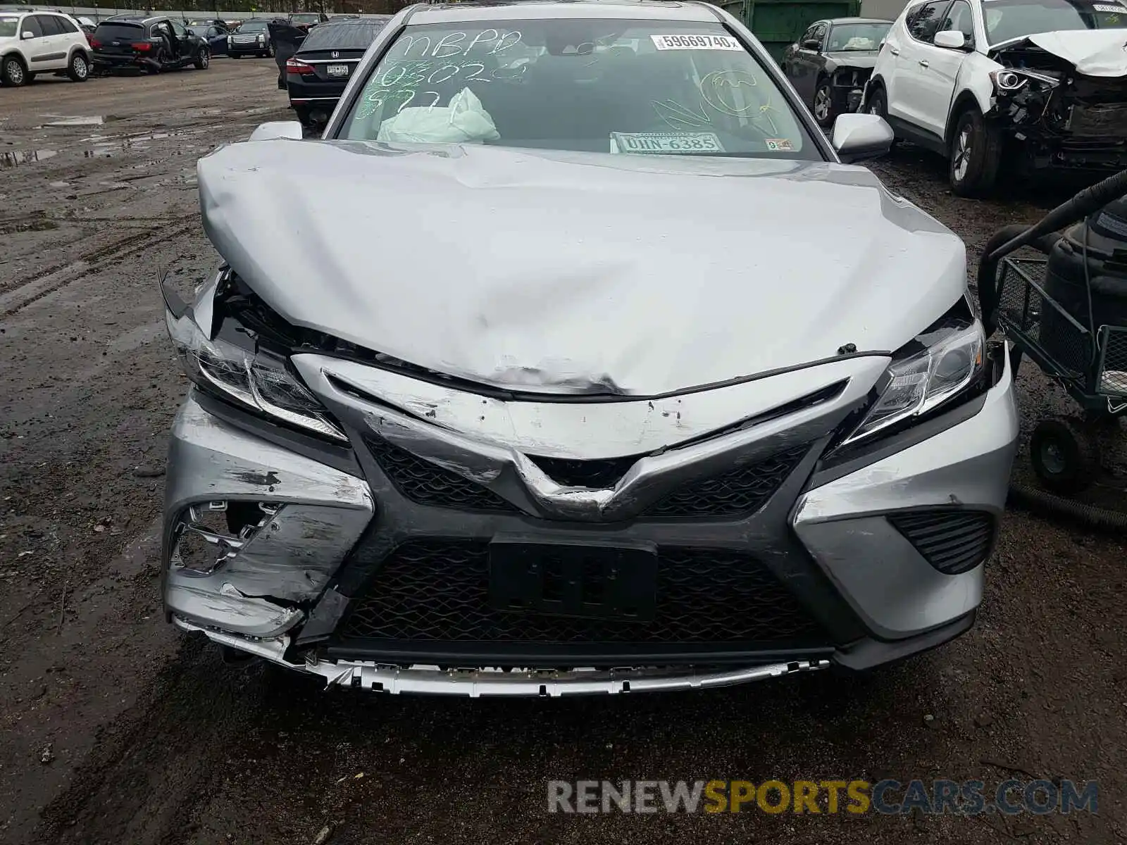 9 Photograph of a damaged car 4T1G11AK8LU915771 TOYOTA CAMRY 2020