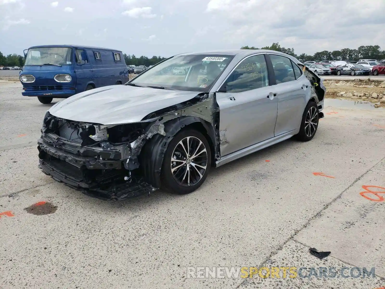 2 Photograph of a damaged car 4T1G11AK8LU920551 TOYOTA CAMRY 2020