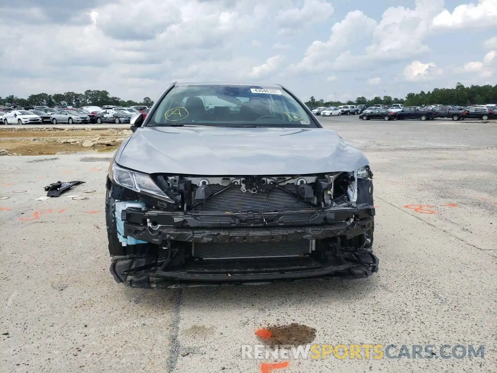 9 Photograph of a damaged car 4T1G11AK8LU920551 TOYOTA CAMRY 2020