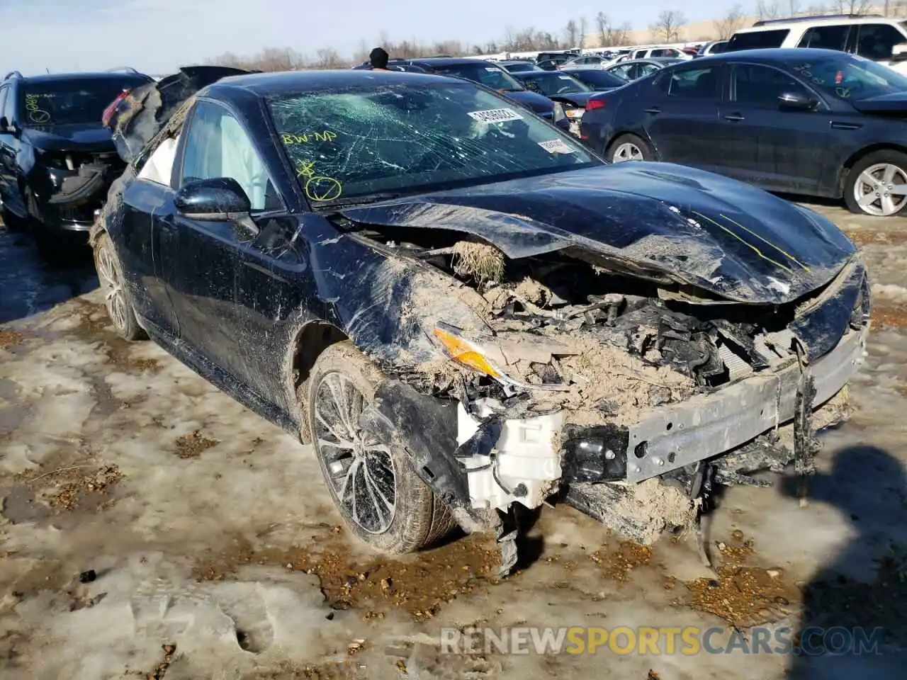 1 Photograph of a damaged car 4T1G11AK8LU924177 TOYOTA CAMRY 2020