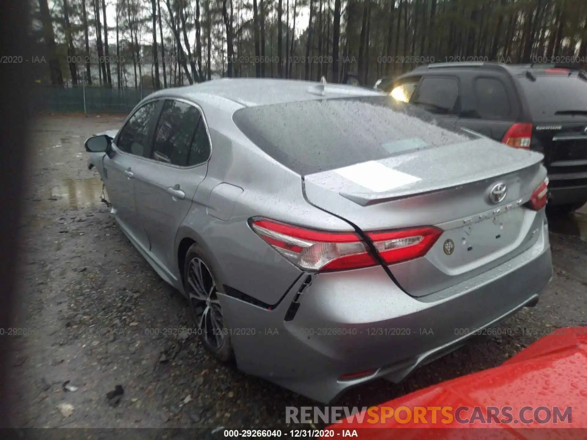 3 Photograph of a damaged car 4T1G11AK8LU924549 TOYOTA CAMRY 2020