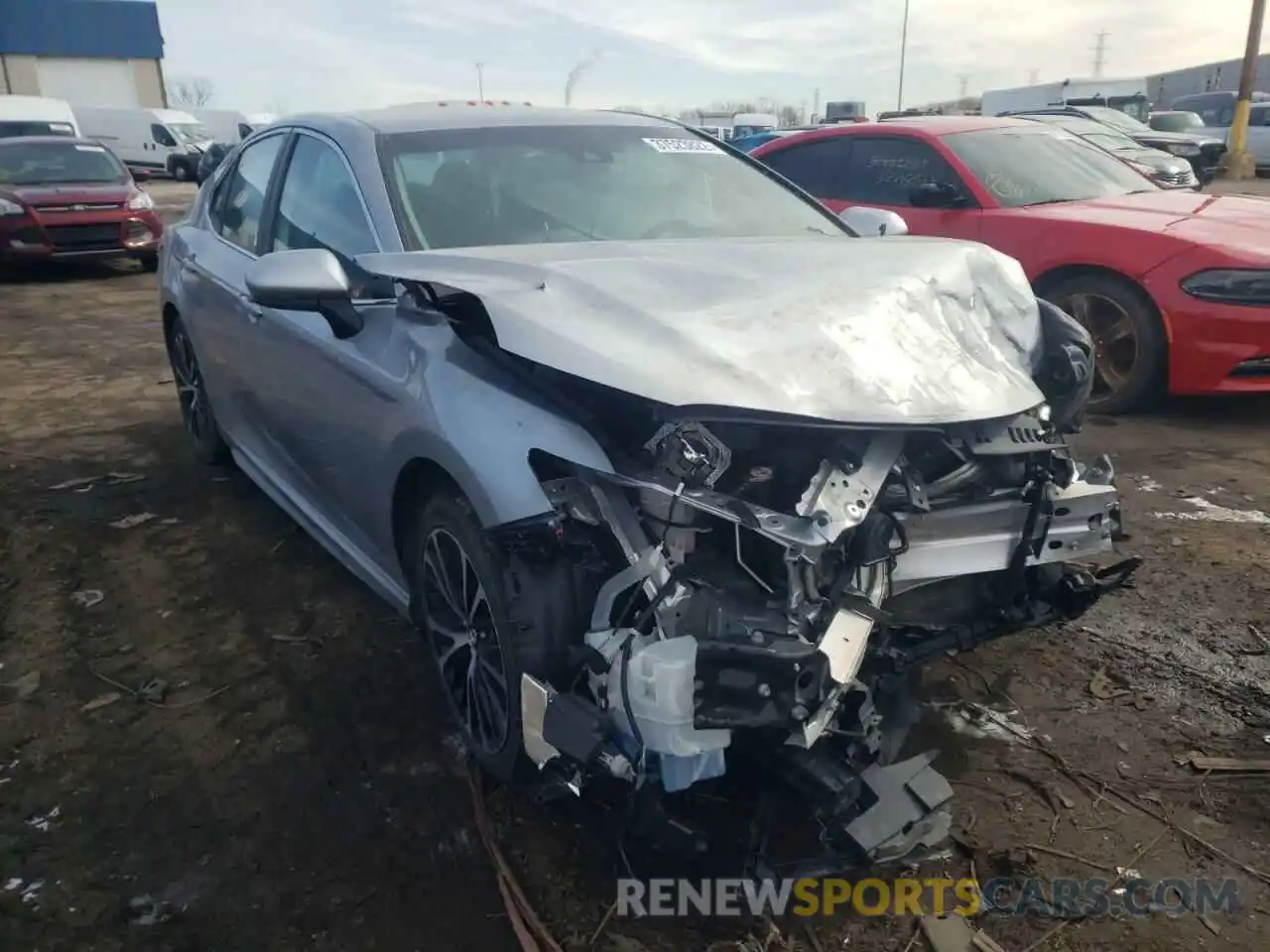 1 Photograph of a damaged car 4T1G11AK8LU928164 TOYOTA CAMRY 2020