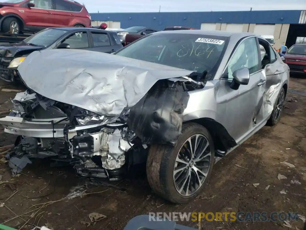 2 Photograph of a damaged car 4T1G11AK8LU928164 TOYOTA CAMRY 2020