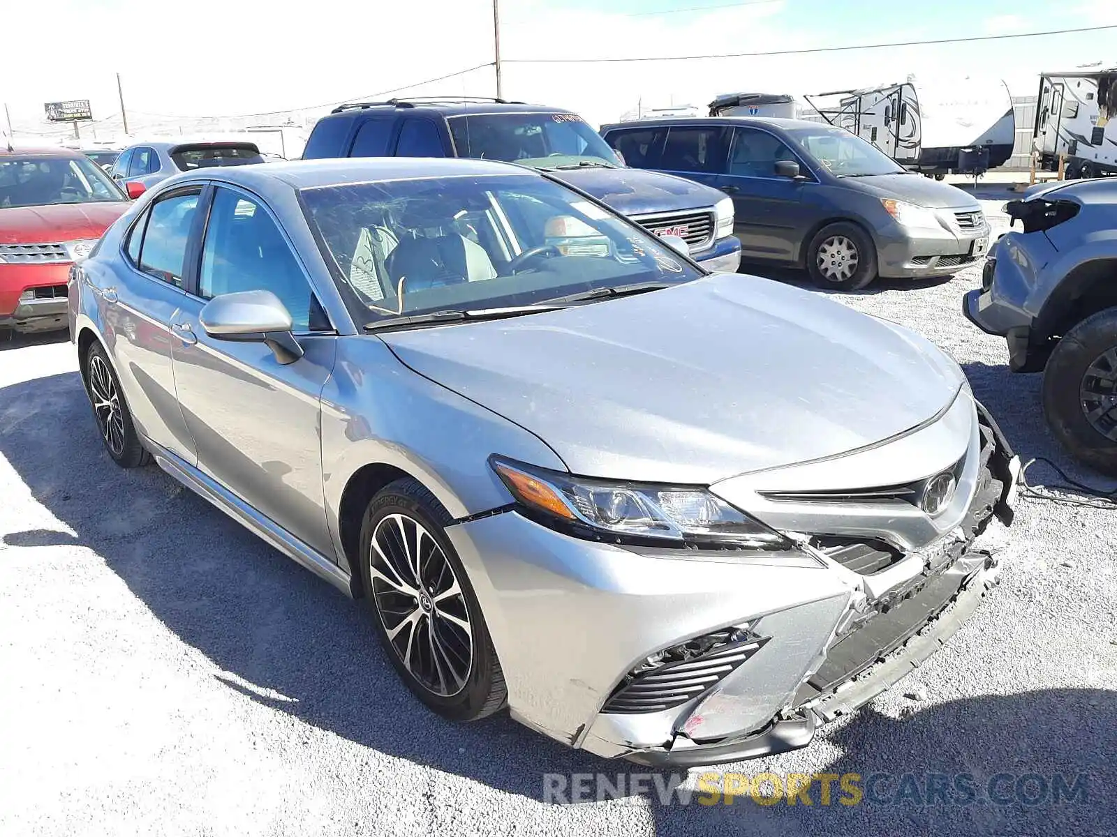 1 Photograph of a damaged car 4T1G11AK8LU928584 TOYOTA CAMRY 2020