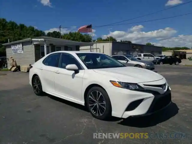 1 Photograph of a damaged car 4T1G11AK8LU932201 TOYOTA CAMRY 2020