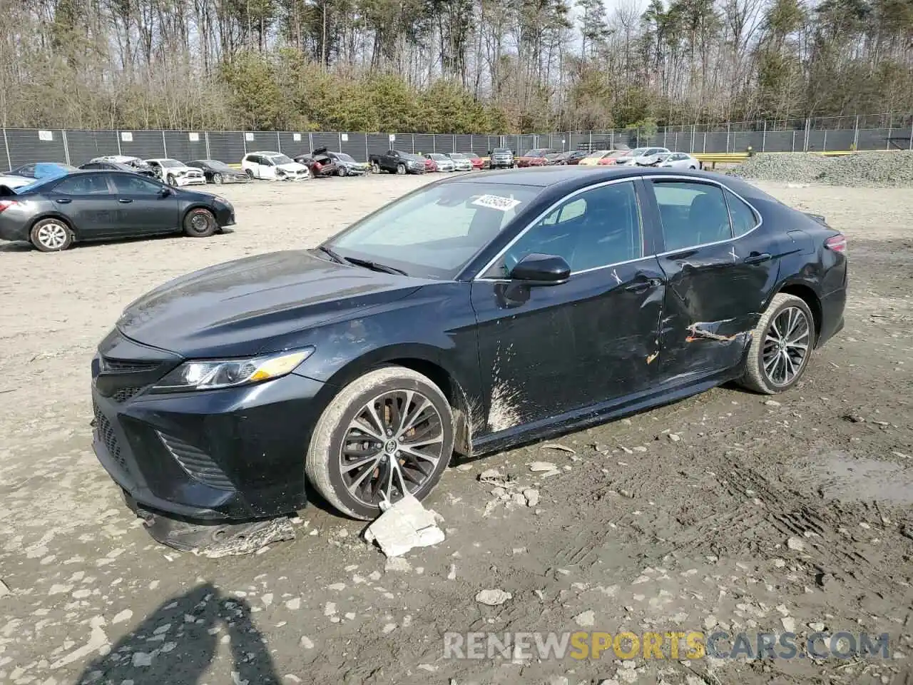 1 Photograph of a damaged car 4T1G11AK8LU932862 TOYOTA CAMRY 2020