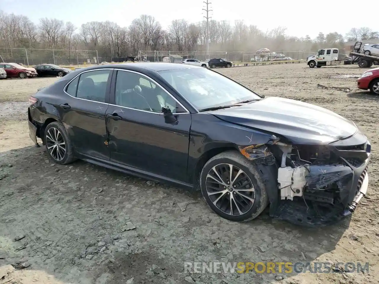 4 Photograph of a damaged car 4T1G11AK8LU932862 TOYOTA CAMRY 2020