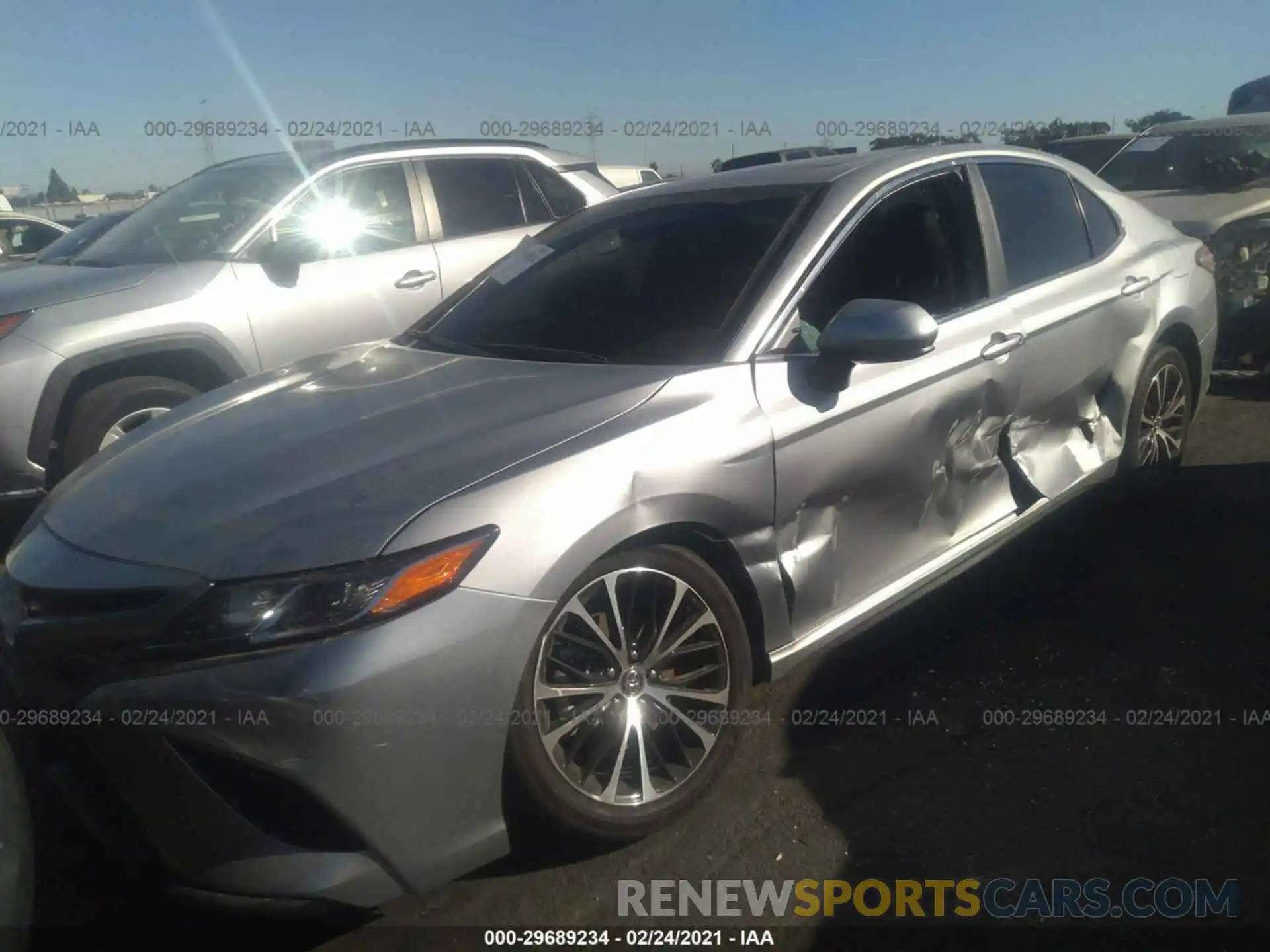 6 Photograph of a damaged car 4T1G11AK8LU939407 TOYOTA CAMRY 2020