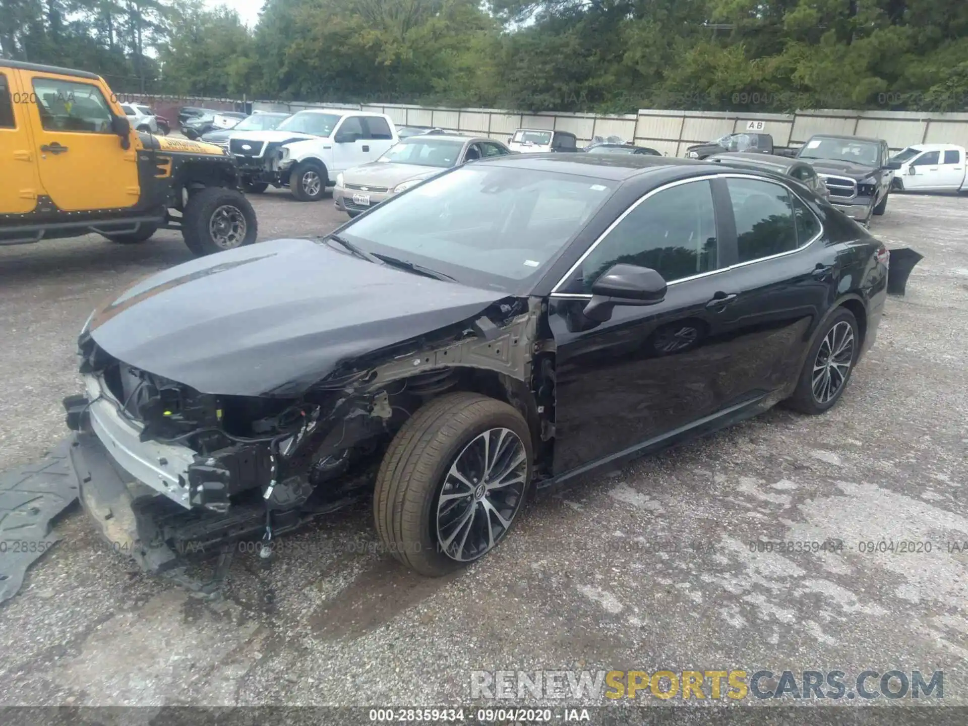 2 Photograph of a damaged car 4T1G11AK8LU944624 TOYOTA CAMRY 2020