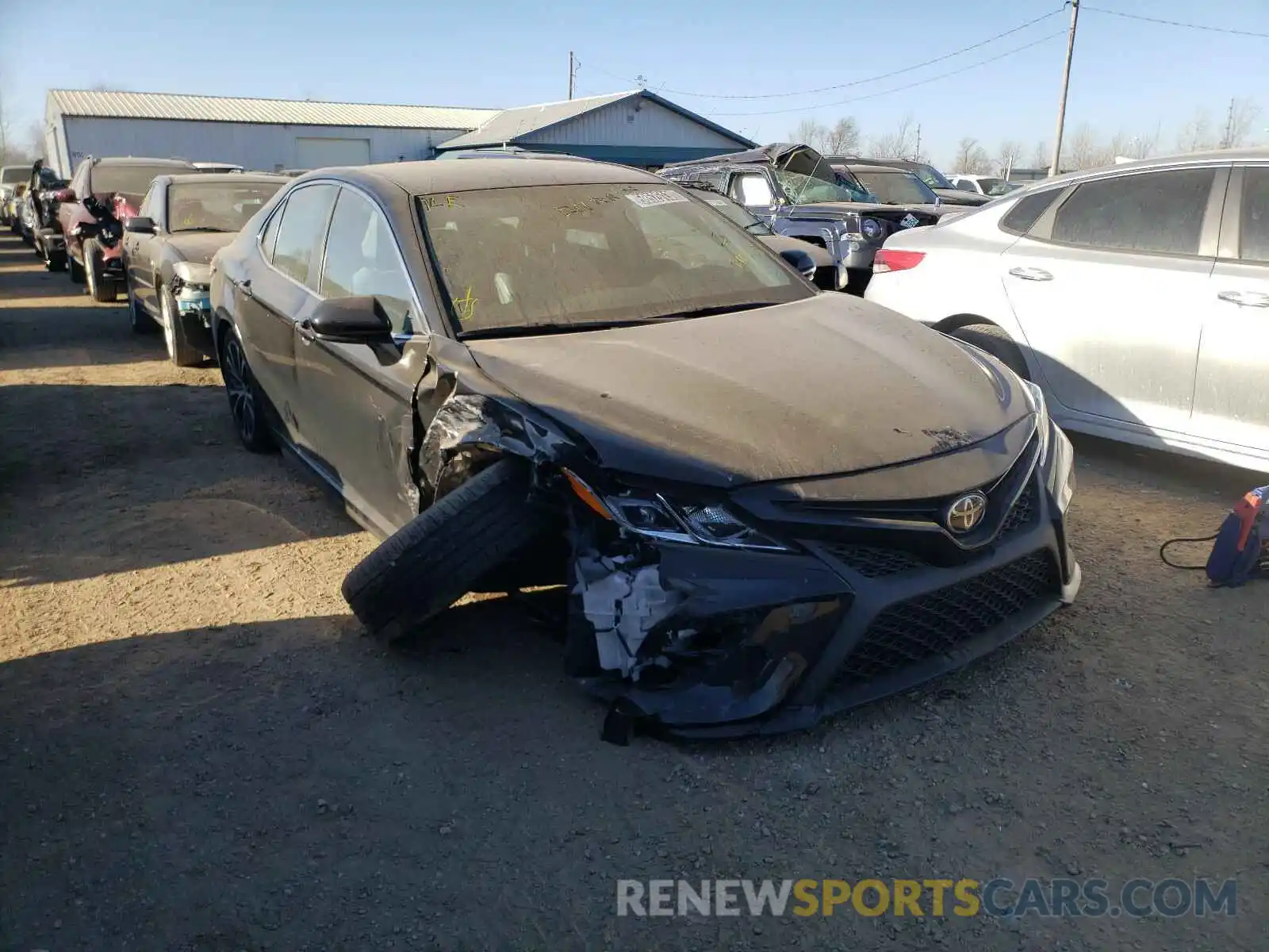 1 Photograph of a damaged car 4T1G11AK8LU946213 TOYOTA CAMRY 2020