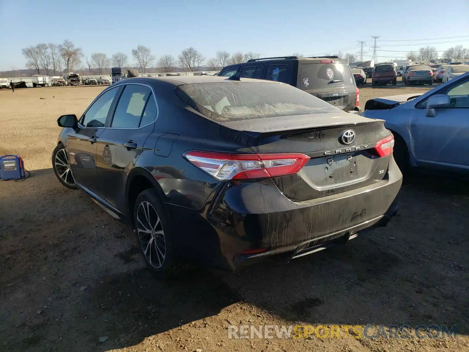 3 Photograph of a damaged car 4T1G11AK8LU946213 TOYOTA CAMRY 2020