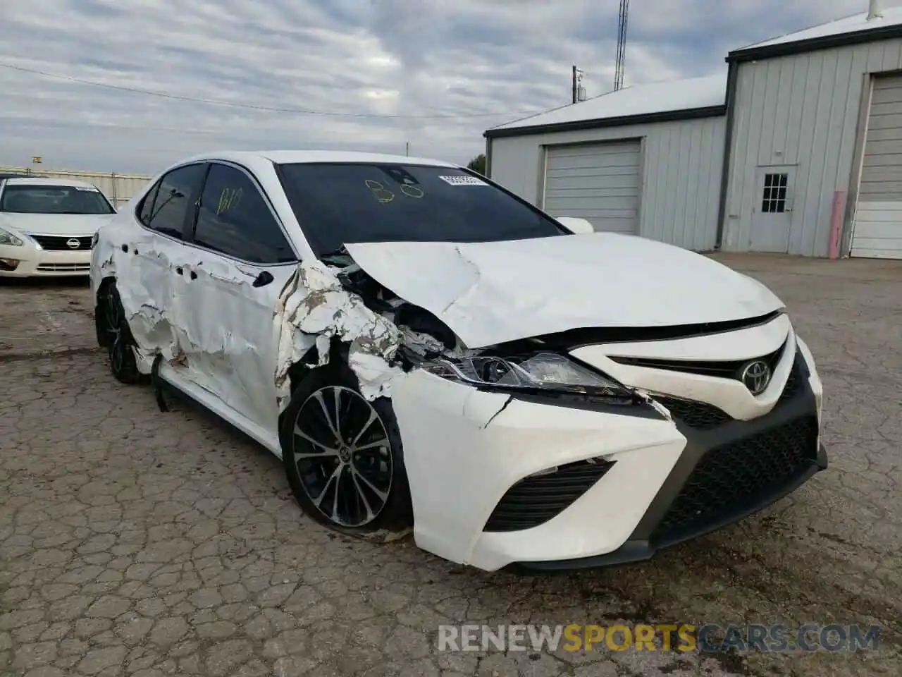 1 Photograph of a damaged car 4T1G11AK8LU970947 TOYOTA CAMRY 2020