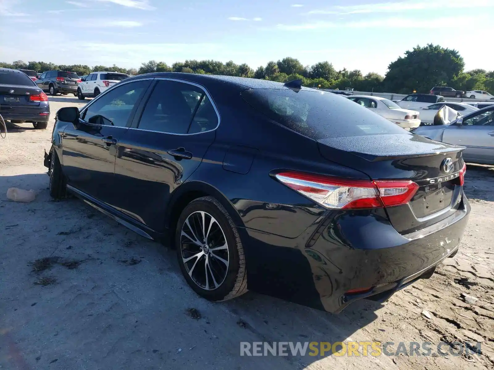 3 Photograph of a damaged car 4T1G11AK8LU979468 TOYOTA CAMRY 2020