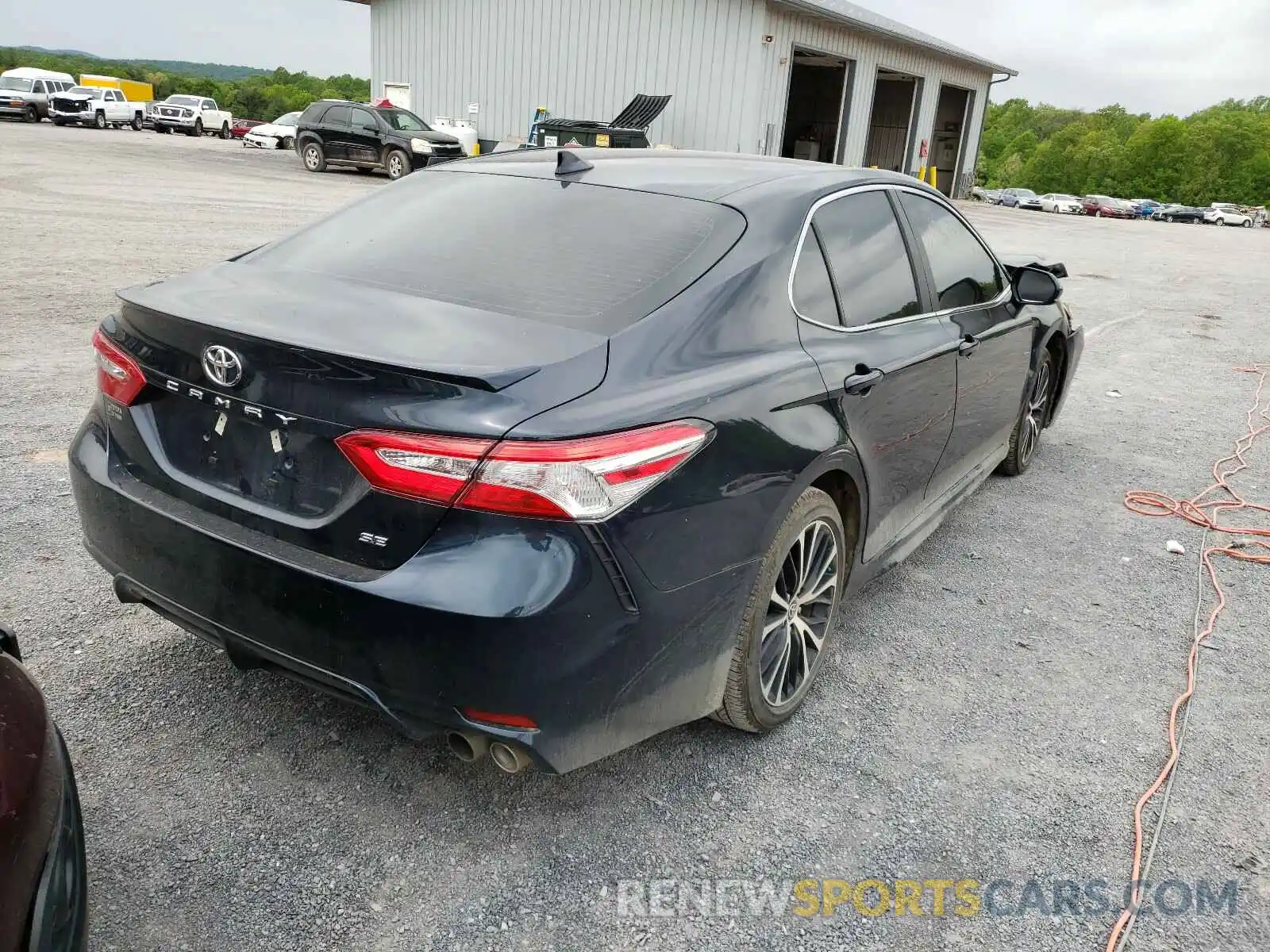 4 Photograph of a damaged car 4T1G11AK8LU986923 TOYOTA CAMRY 2020