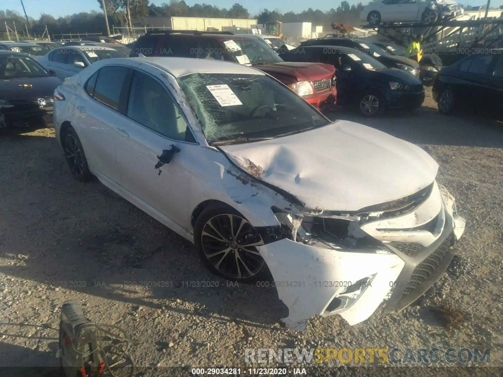 1 Photograph of a damaged car 4T1G11AK8LU993533 TOYOTA CAMRY 2020