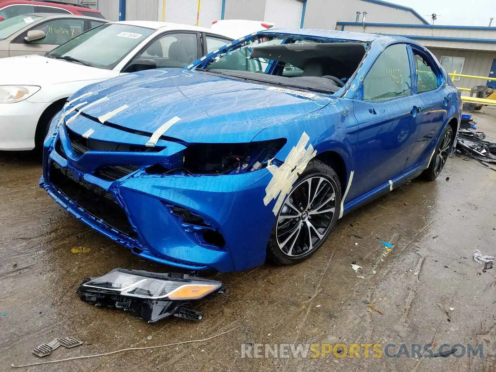2 Photograph of a damaged car 4T1G11AK9LU300887 TOYOTA CAMRY 2020