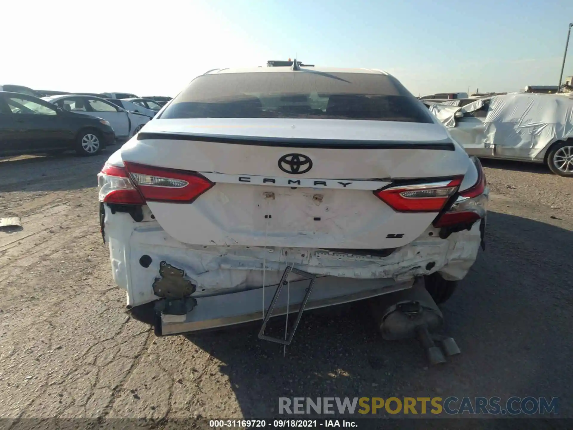 6 Photograph of a damaged car 4T1G11AK9LU302204 TOYOTA CAMRY 2020