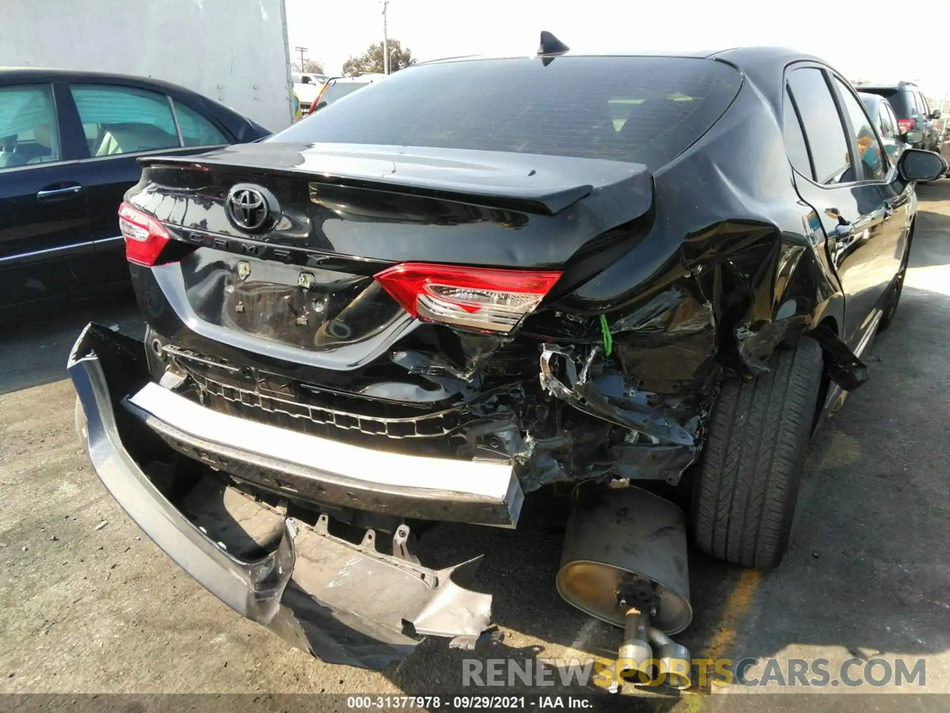 6 Photograph of a damaged car 4T1G11AK9LU303899 TOYOTA CAMRY 2020