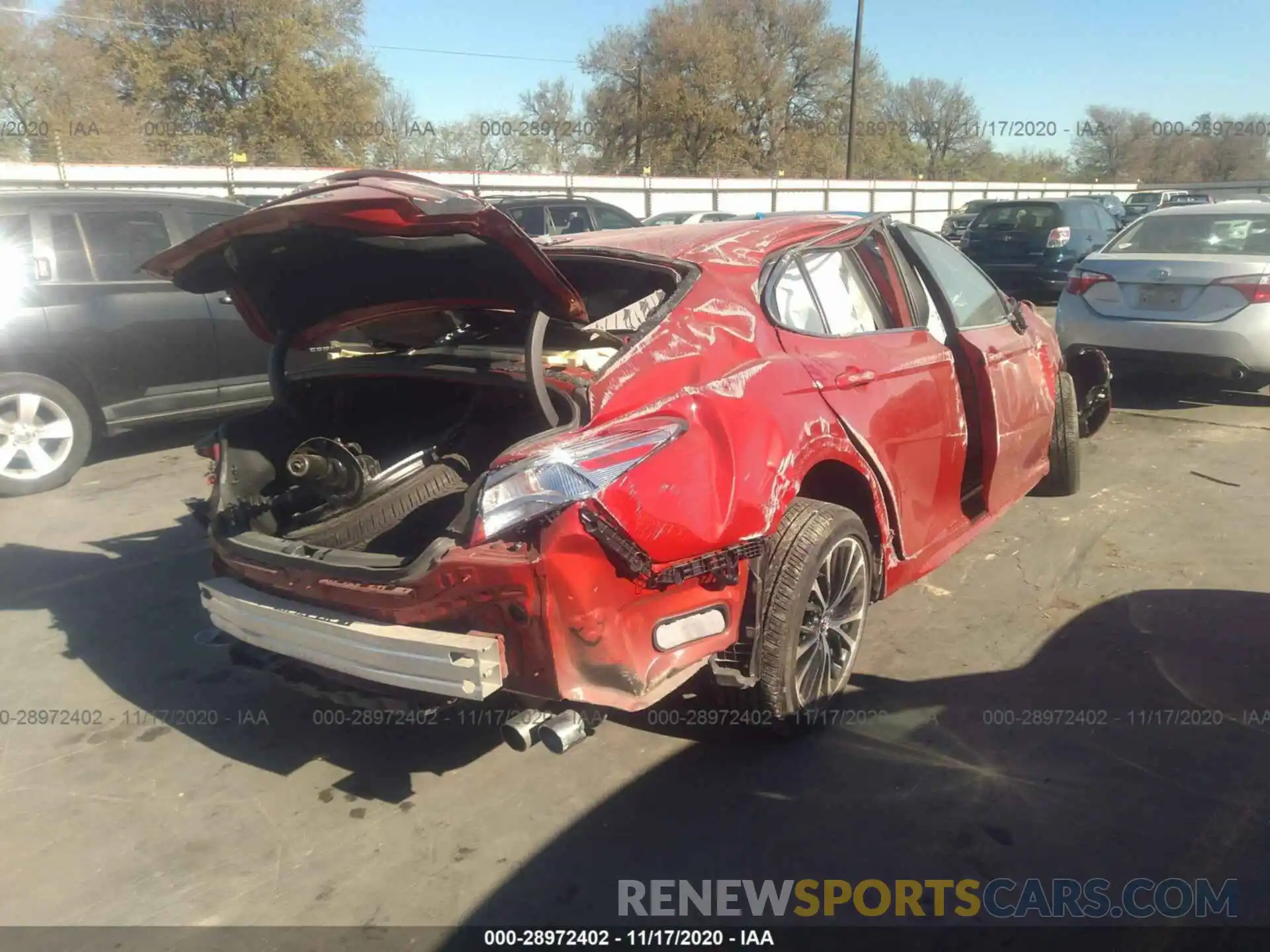 4 Photograph of a damaged car 4T1G11AK9LU304261 TOYOTA CAMRY 2020