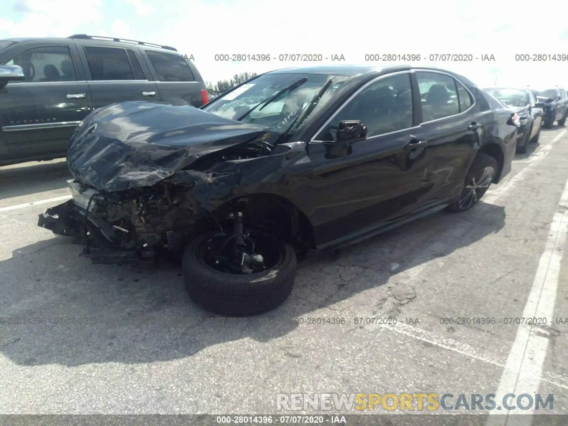 2 Photograph of a damaged car 4T1G11AK9LU305815 TOYOTA CAMRY 2020