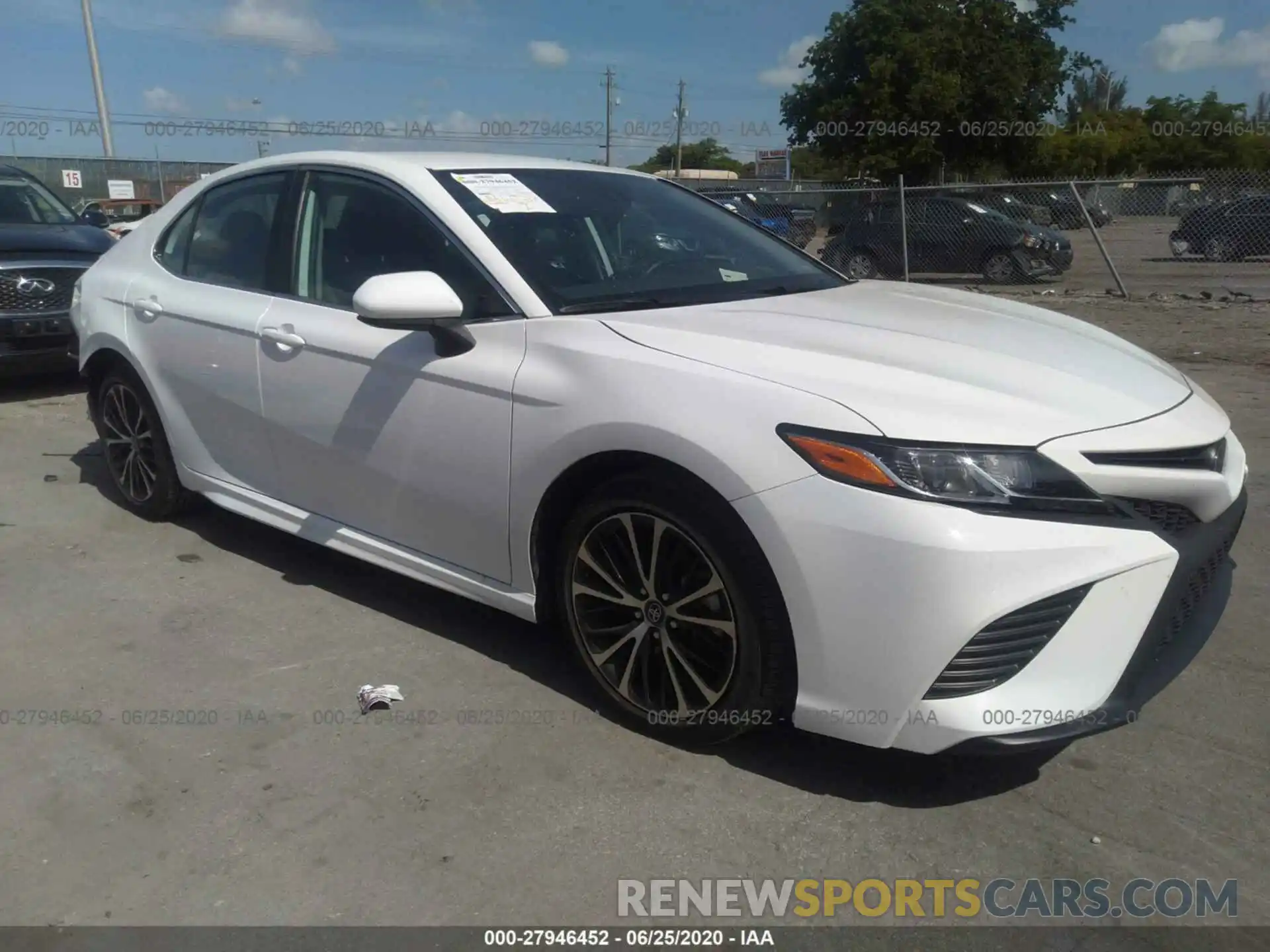 1 Photograph of a damaged car 4T1G11AK9LU307144 TOYOTA CAMRY 2020