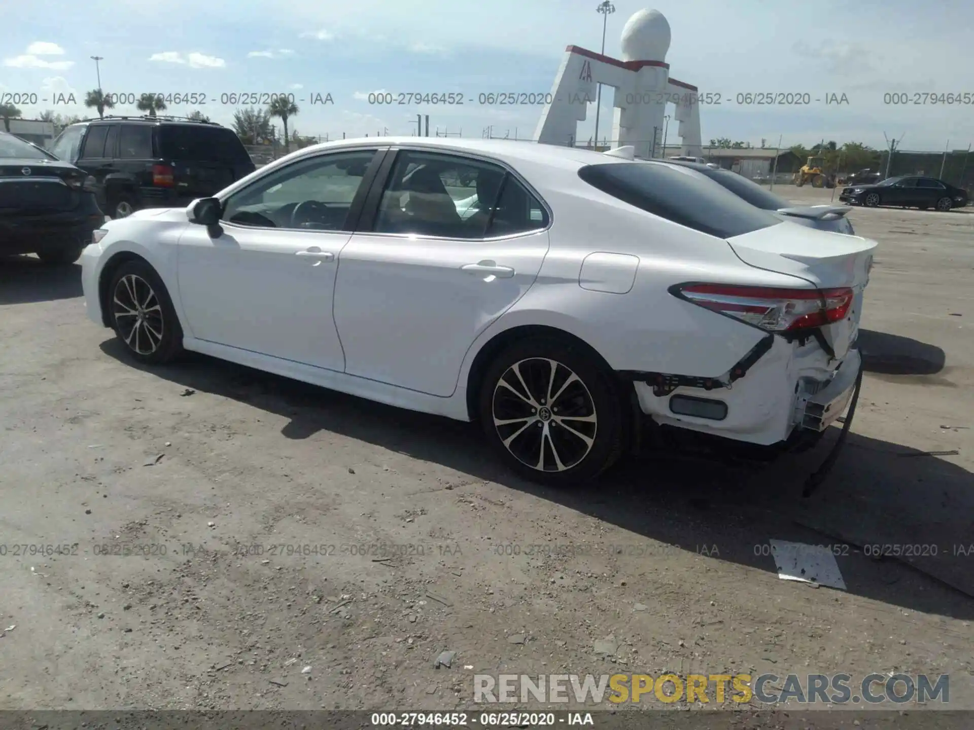 3 Photograph of a damaged car 4T1G11AK9LU307144 TOYOTA CAMRY 2020