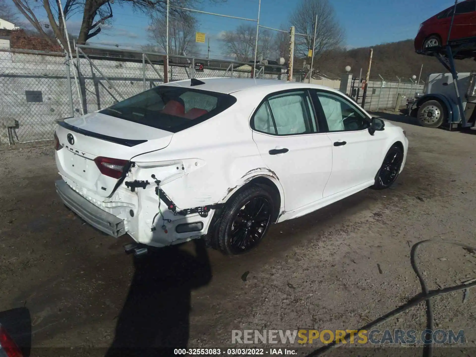 4 Photograph of a damaged car 4T1G11AK9LU310626 TOYOTA CAMRY 2020