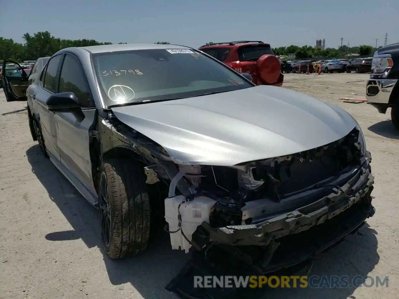 1 Photograph of a damaged car 4T1G11AK9LU313798 TOYOTA CAMRY 2020