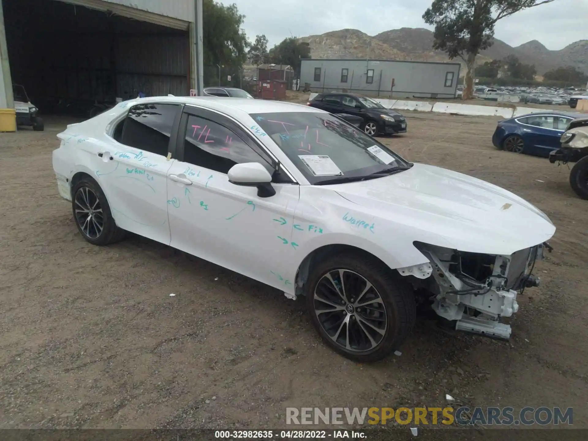 1 Photograph of a damaged car 4T1G11AK9LU314546 TOYOTA CAMRY 2020