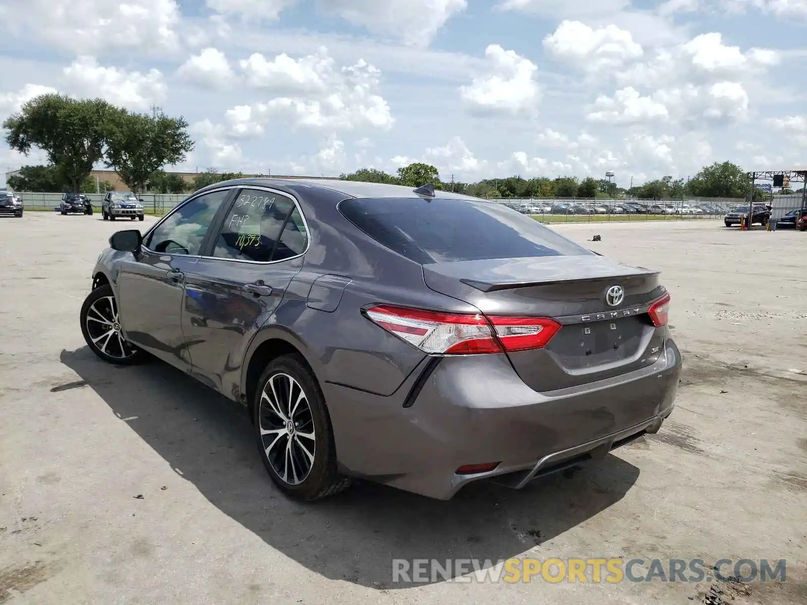 3 Photograph of a damaged car 4T1G11AK9LU322789 TOYOTA CAMRY 2020