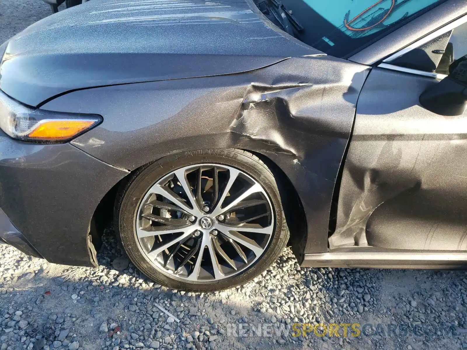 9 Photograph of a damaged car 4T1G11AK9LU323375 TOYOTA CAMRY 2020