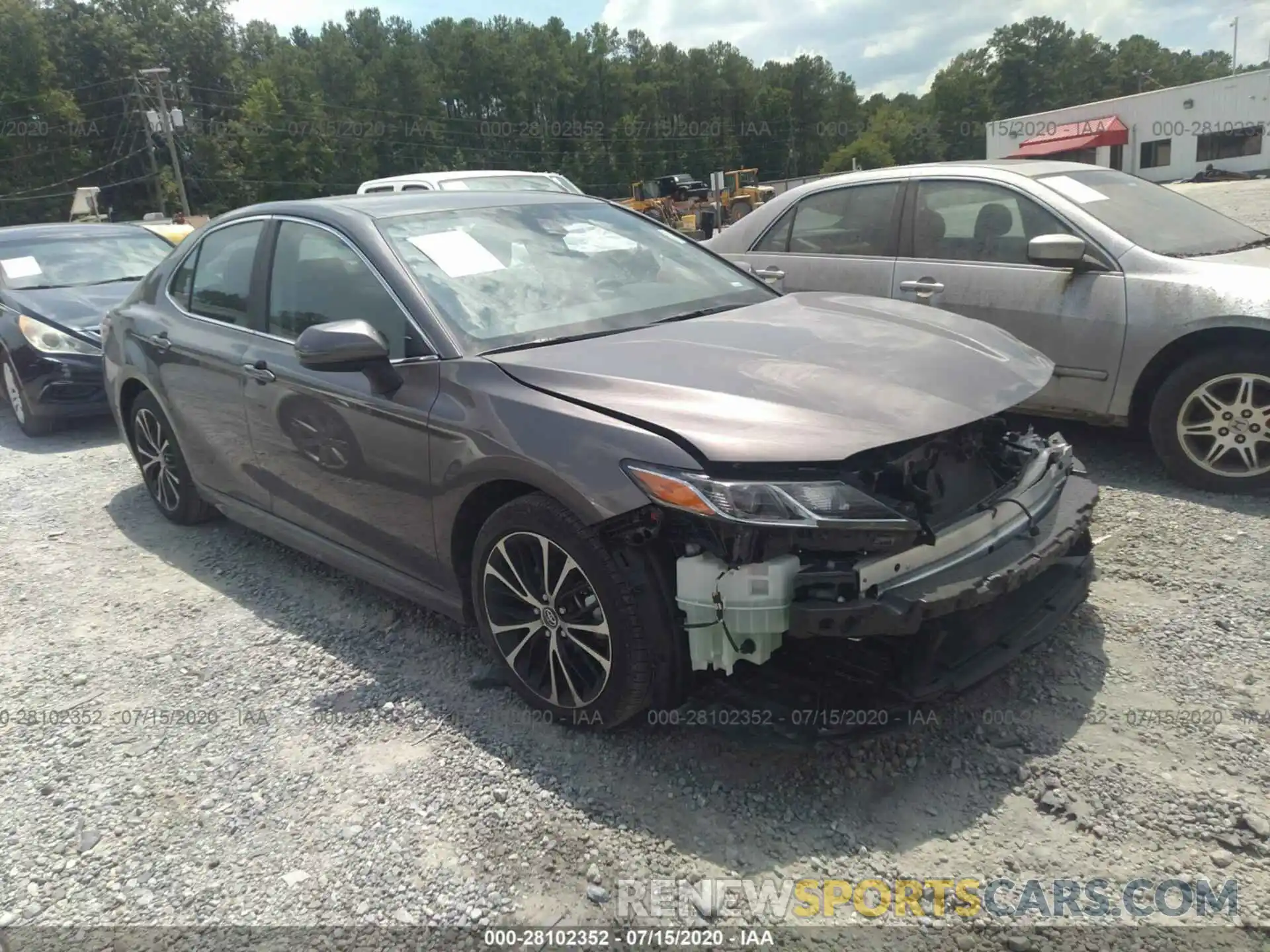 1 Photograph of a damaged car 4T1G11AK9LU327703 TOYOTA CAMRY 2020