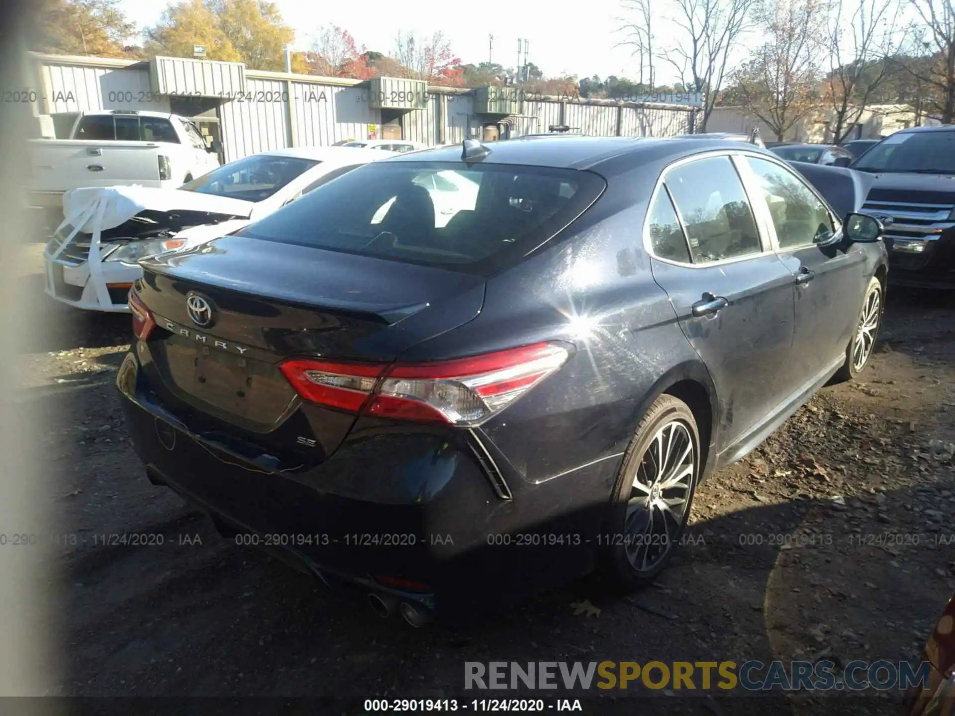 4 Photograph of a damaged car 4T1G11AK9LU327796 TOYOTA CAMRY 2020