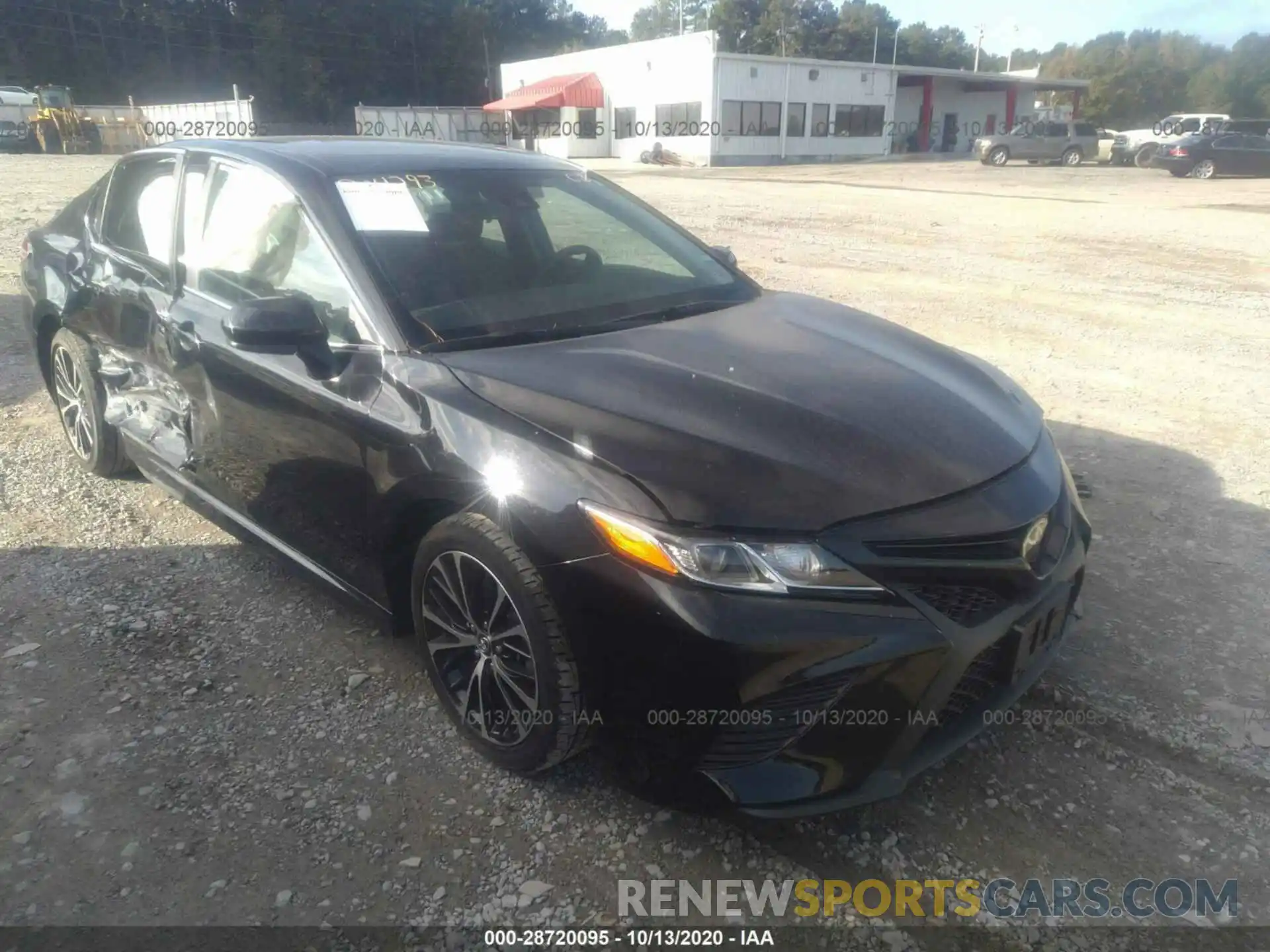 1 Photograph of a damaged car 4T1G11AK9LU329001 TOYOTA CAMRY 2020