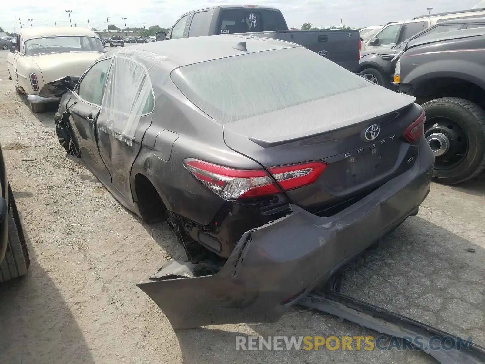 3 Photograph of a damaged car 4T1G11AK9LU329399 TOYOTA CAMRY 2020