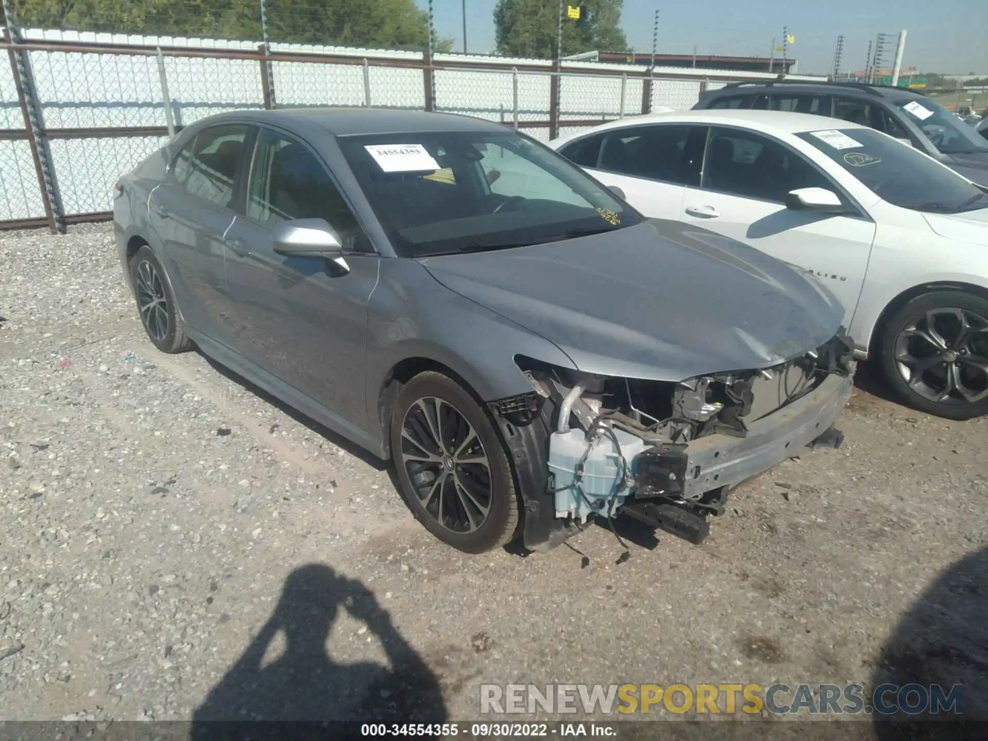 1 Photograph of a damaged car 4T1G11AK9LU329984 TOYOTA CAMRY 2020