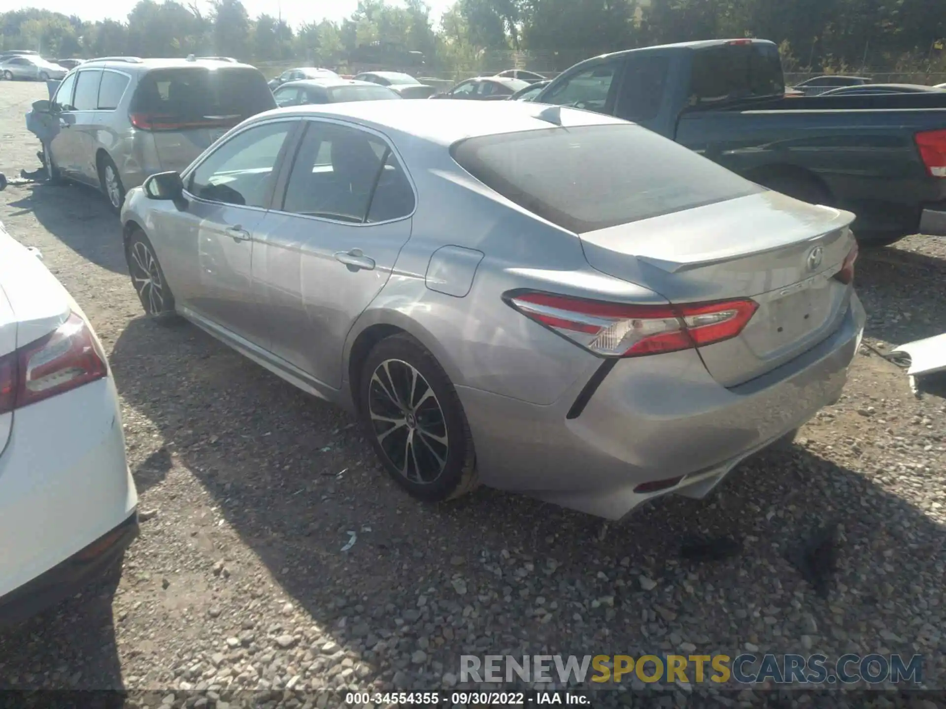 3 Photograph of a damaged car 4T1G11AK9LU329984 TOYOTA CAMRY 2020