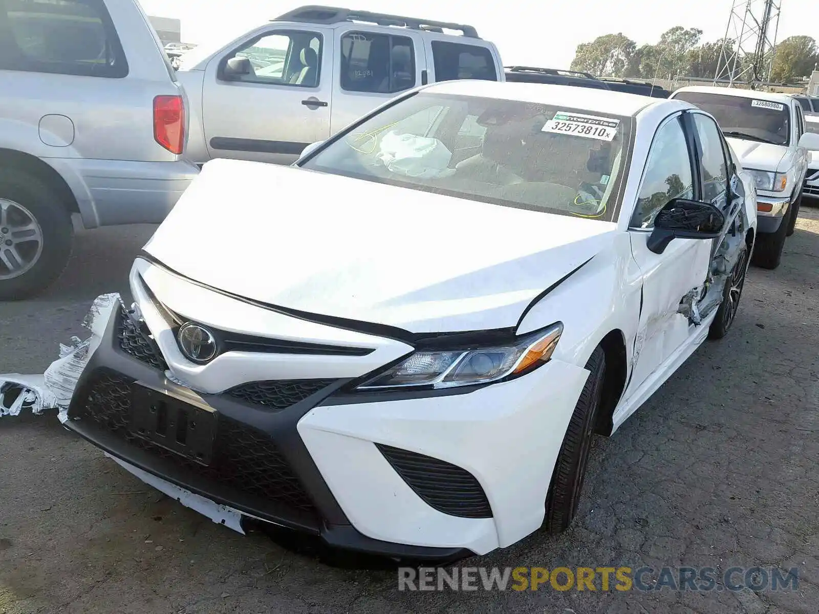 2 Photograph of a damaged car 4T1G11AK9LU330455 TOYOTA CAMRY 2020