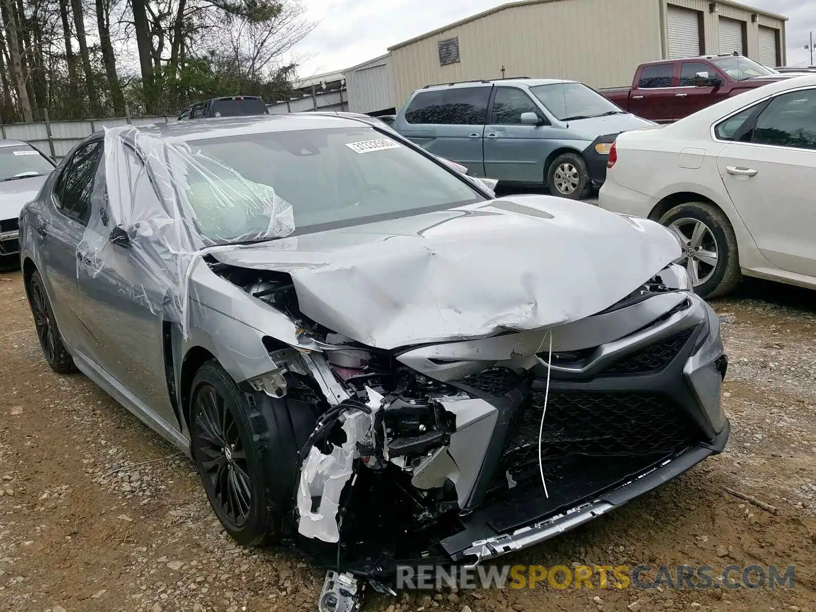 1 Photograph of a damaged car 4T1G11AK9LU333341 TOYOTA CAMRY 2020