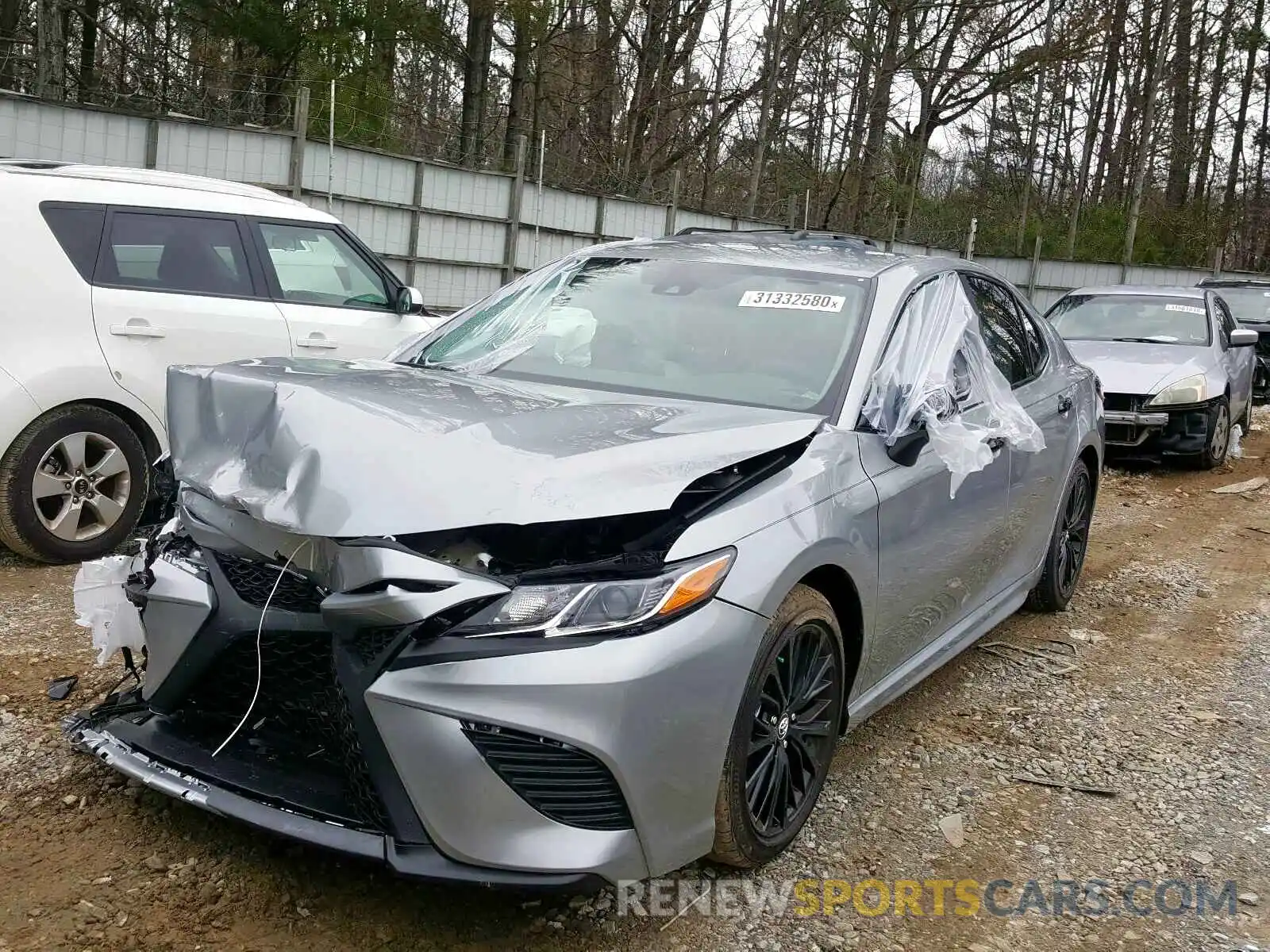 2 Photograph of a damaged car 4T1G11AK9LU333341 TOYOTA CAMRY 2020