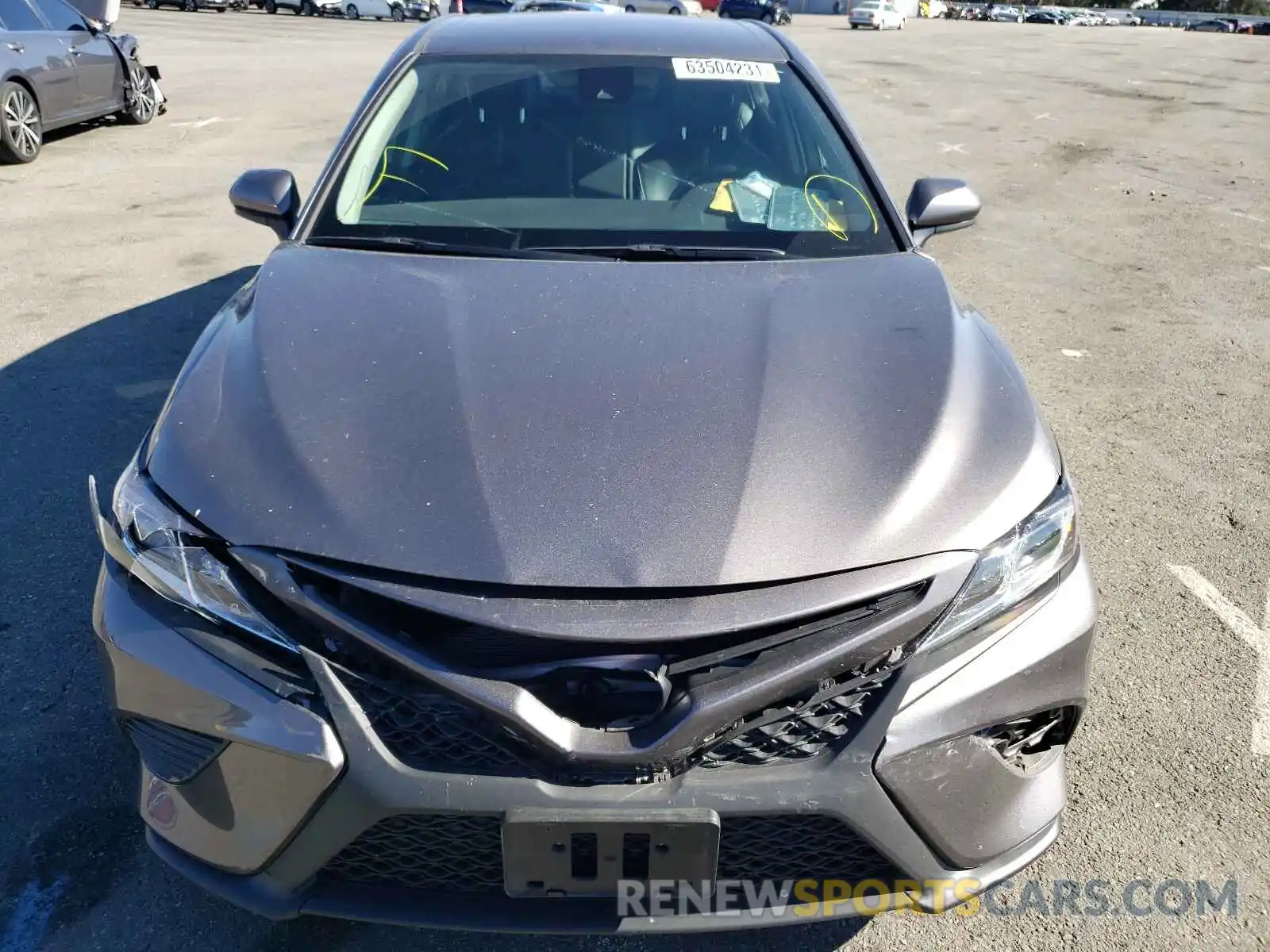 9 Photograph of a damaged car 4T1G11AK9LU334280 TOYOTA CAMRY 2020