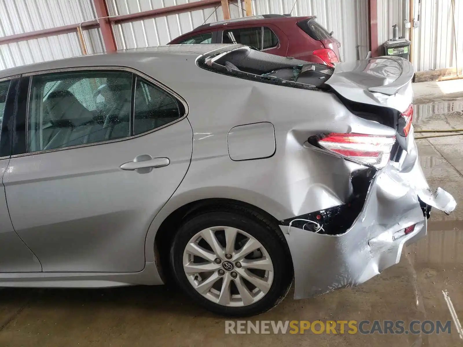 9 Photograph of a damaged car 4T1G11AK9LU336580 TOYOTA CAMRY 2020