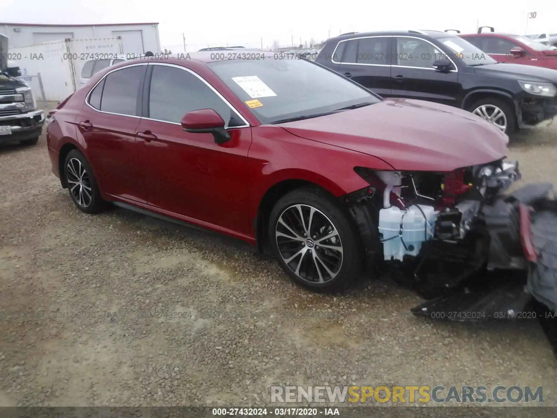 1 Photograph of a damaged car 4T1G11AK9LU338989 TOYOTA CAMRY 2020