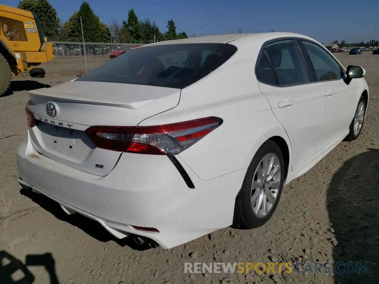 4 Photograph of a damaged car 4T1G11AK9LU339107 TOYOTA CAMRY 2020