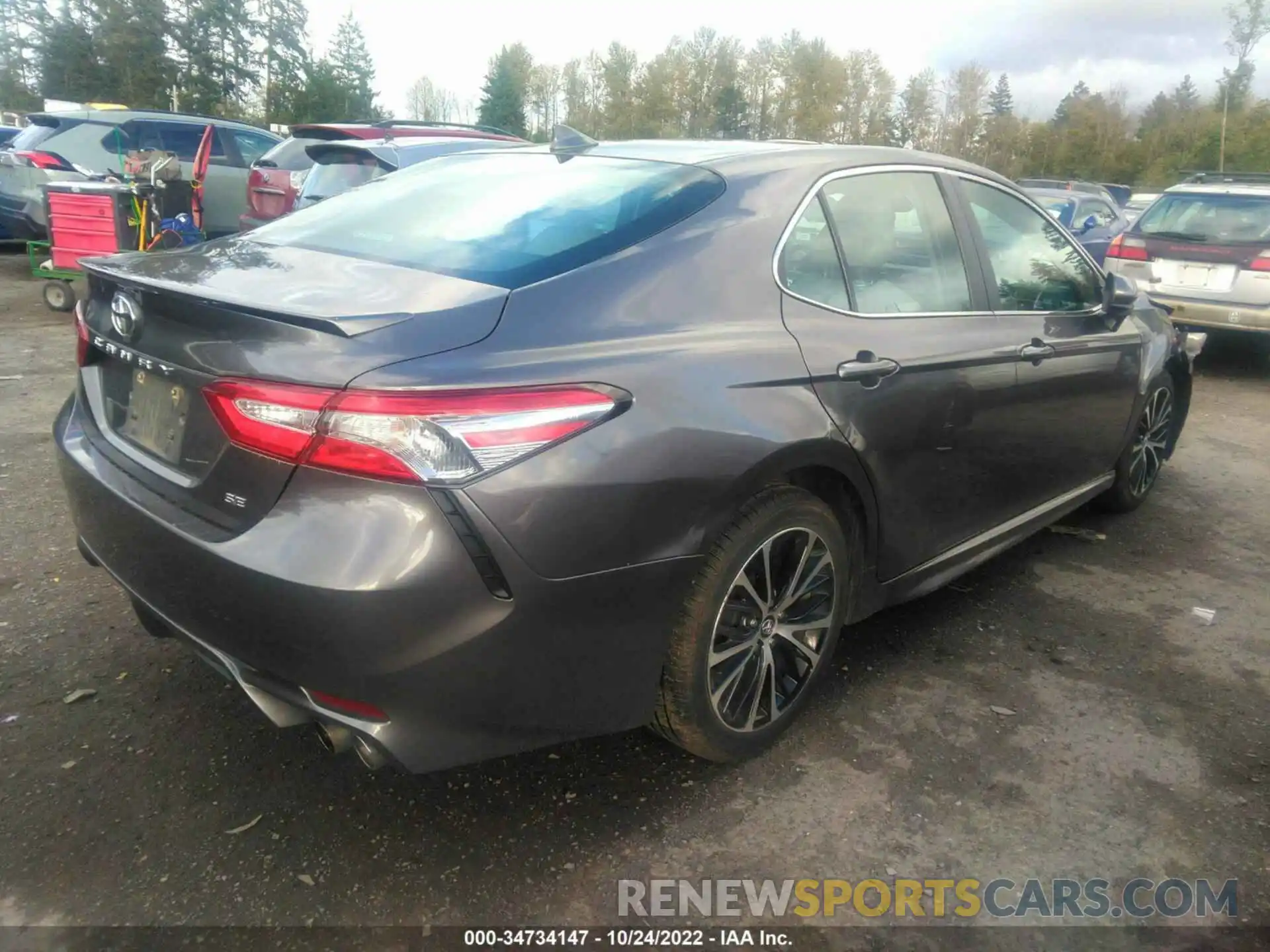 4 Photograph of a damaged car 4T1G11AK9LU342394 TOYOTA CAMRY 2020