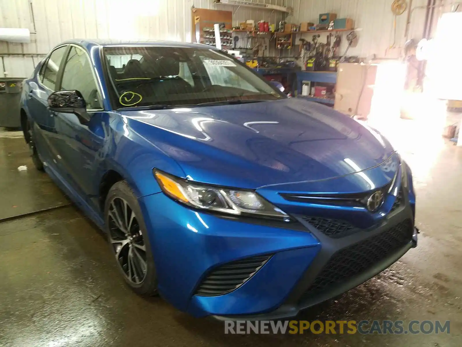 1 Photograph of a damaged car 4T1G11AK9LU343335 TOYOTA CAMRY 2020