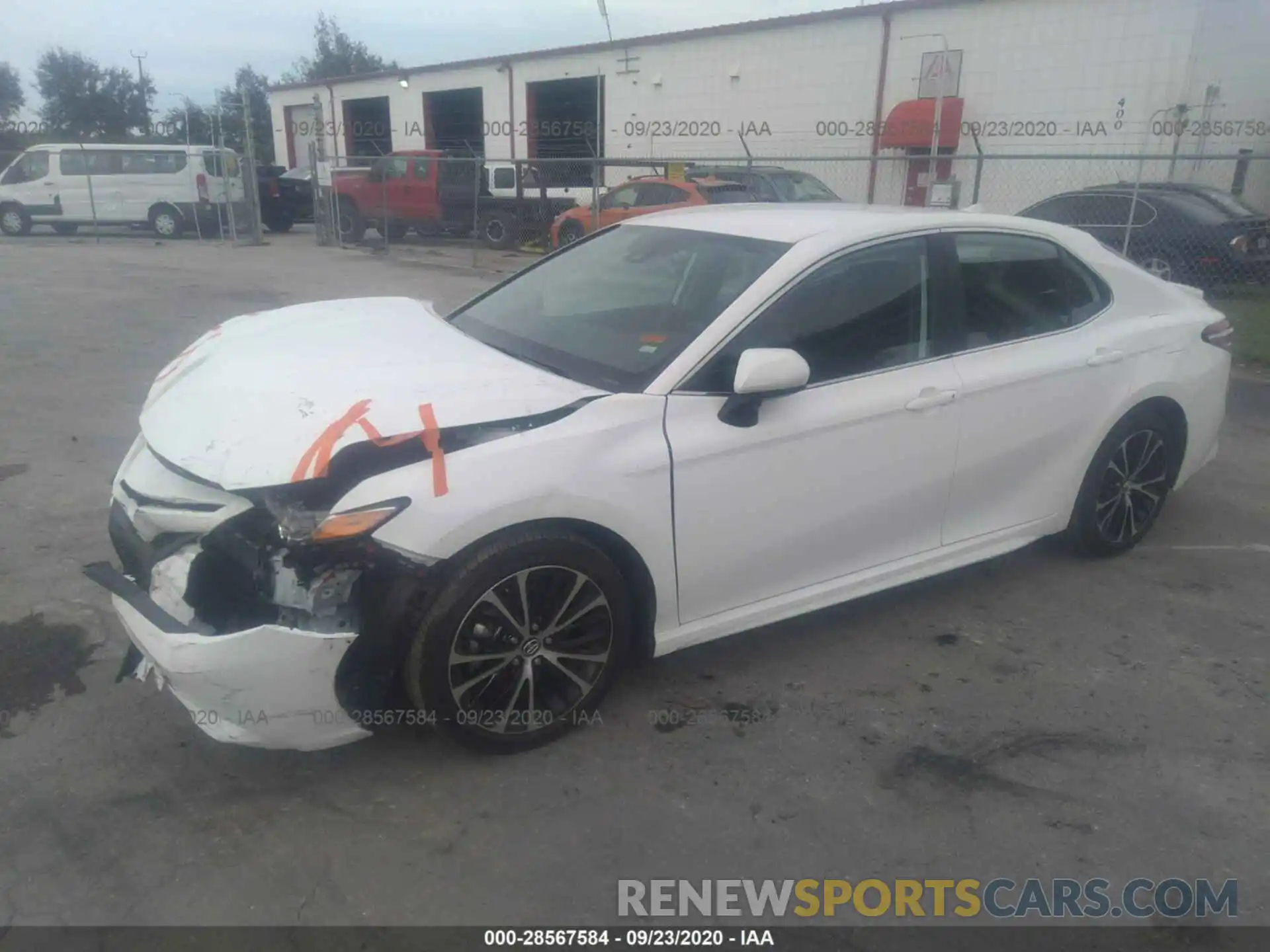 2 Photograph of a damaged car 4T1G11AK9LU343433 TOYOTA CAMRY 2020