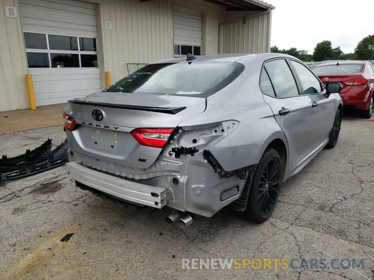 4 Photograph of a damaged car 4T1G11AK9LU344548 TOYOTA CAMRY 2020